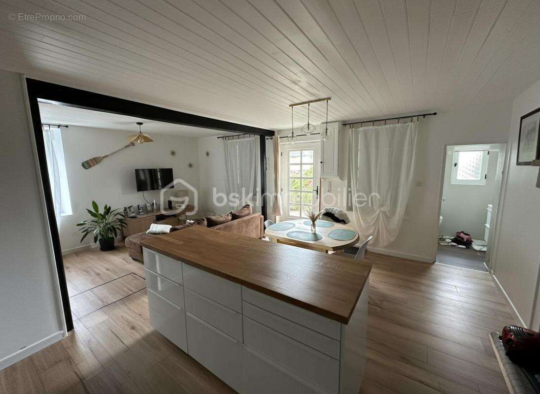 Maison à SAVIGNY-LE-VIEUX