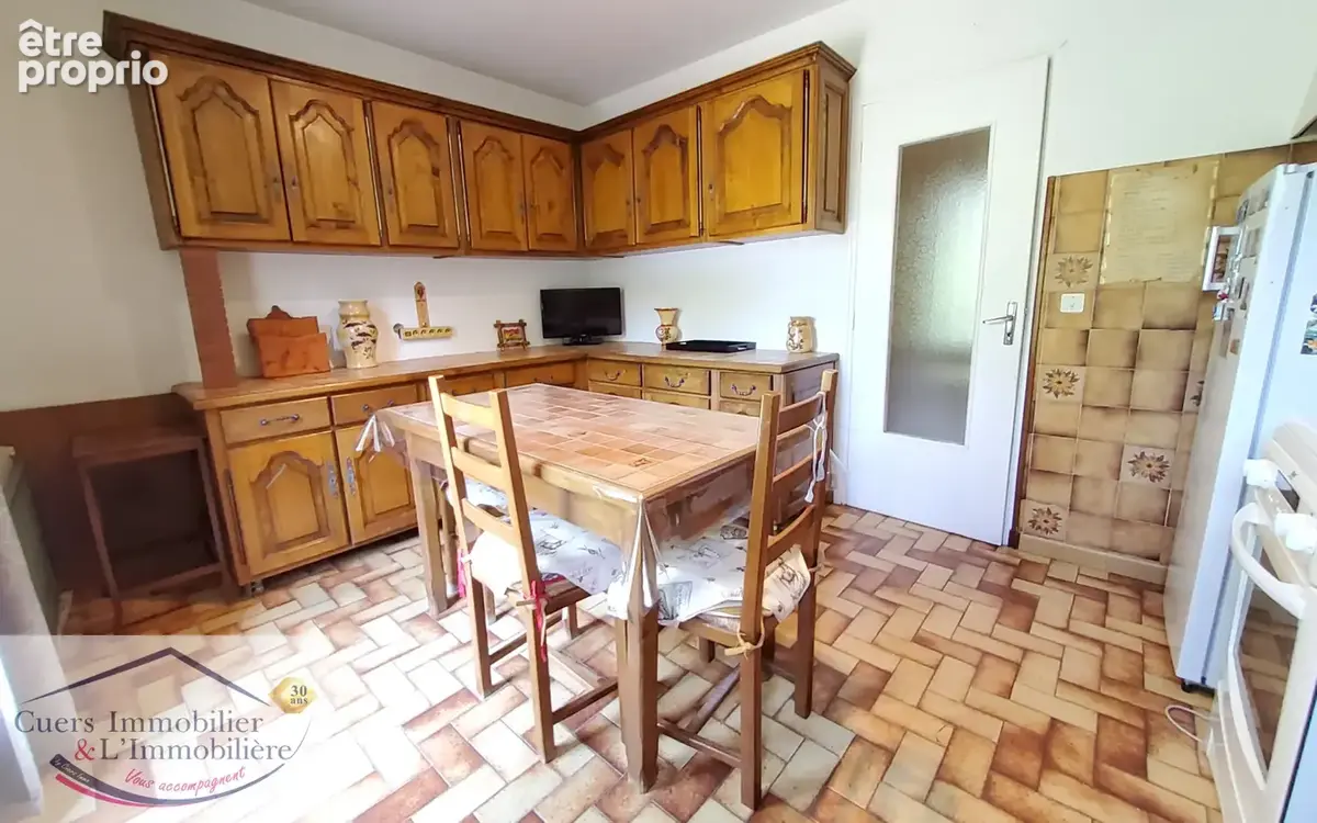 Cuers, villa t5 de plain-pied + garages - photo 8