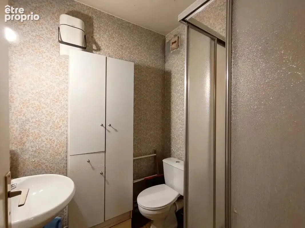 Appartement avec jardin privatif, caves et parking - photo 10