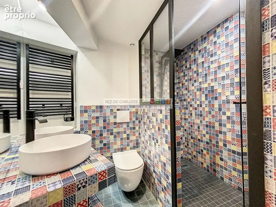 Appartement atypique renove parc des buttes-chaumont - photo 11