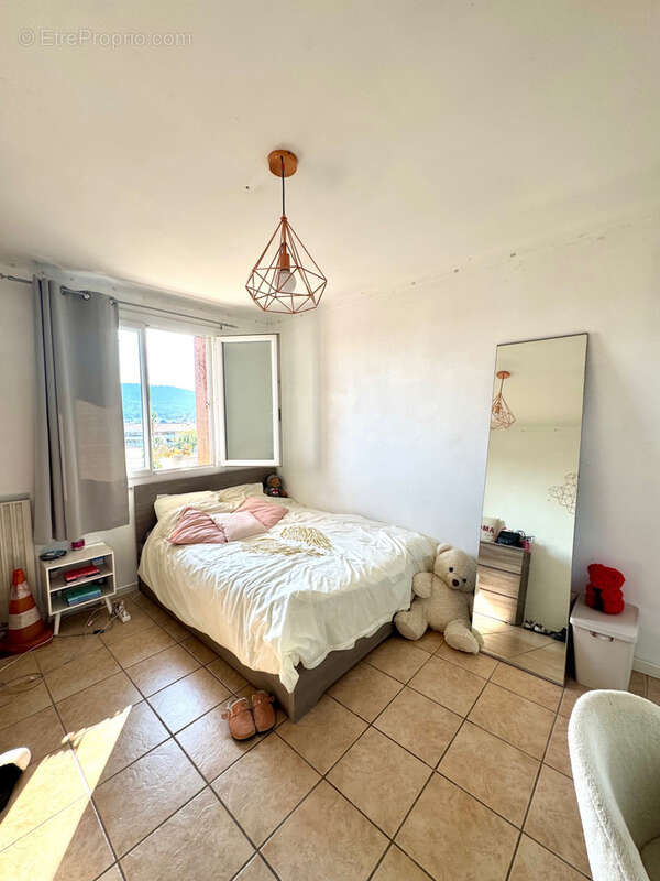 Appartement à HYERES