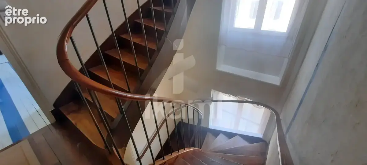 Seignelay en Bourgogne -  Maison bourgeoise  7 pièces + dépendances - photo 15