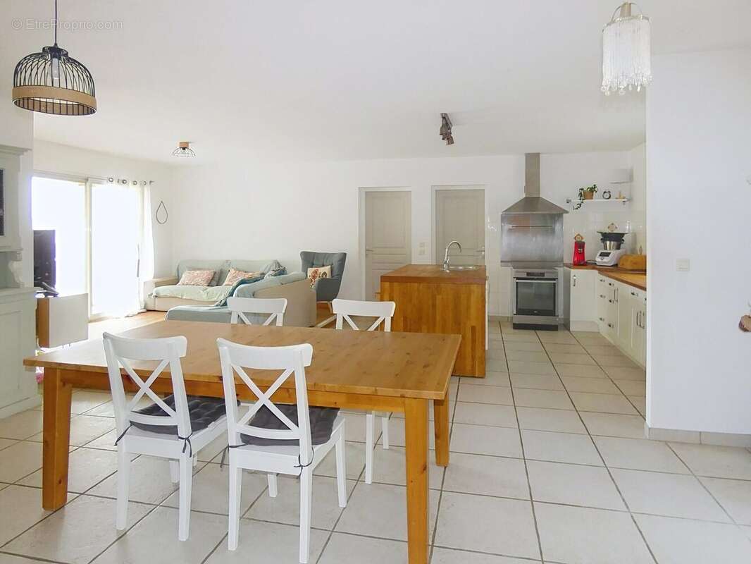 Photo 5 - Maison à LEZIGNAN-CORBIERES