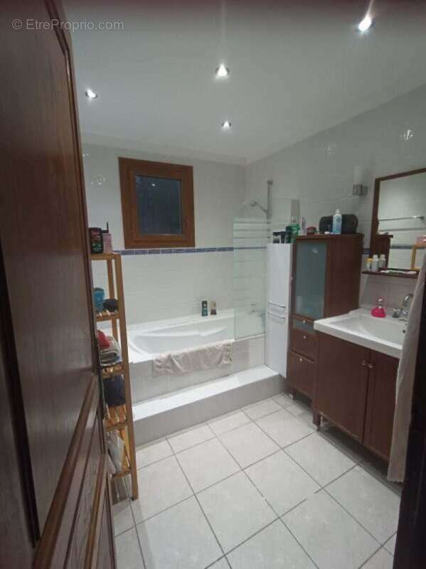 Maison de campagne - Proche Sartène - 137 m² - 4 chambres - piscine - photo 9
