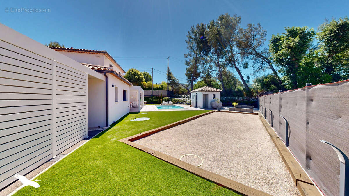 Maison Aubagne 4 pièce(s) 143 m2 - Aubagne - Fenestrelle - Agence spécialisée 9/10/11ème - photo 3