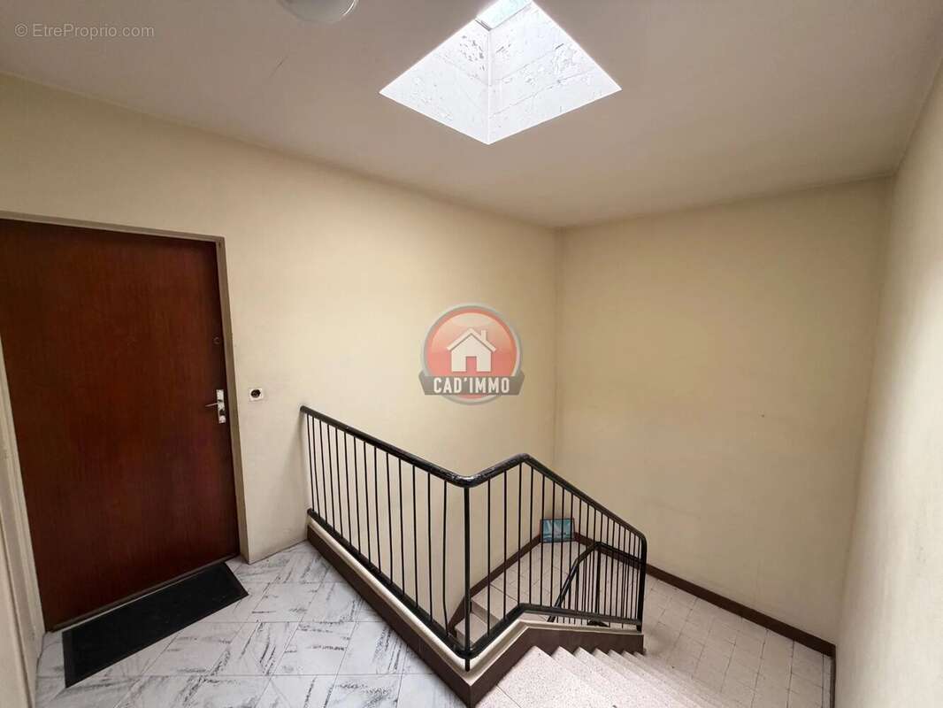 Appartement 74 m² lumineux avec balcon, cave et garage – Bergerac - photo 8