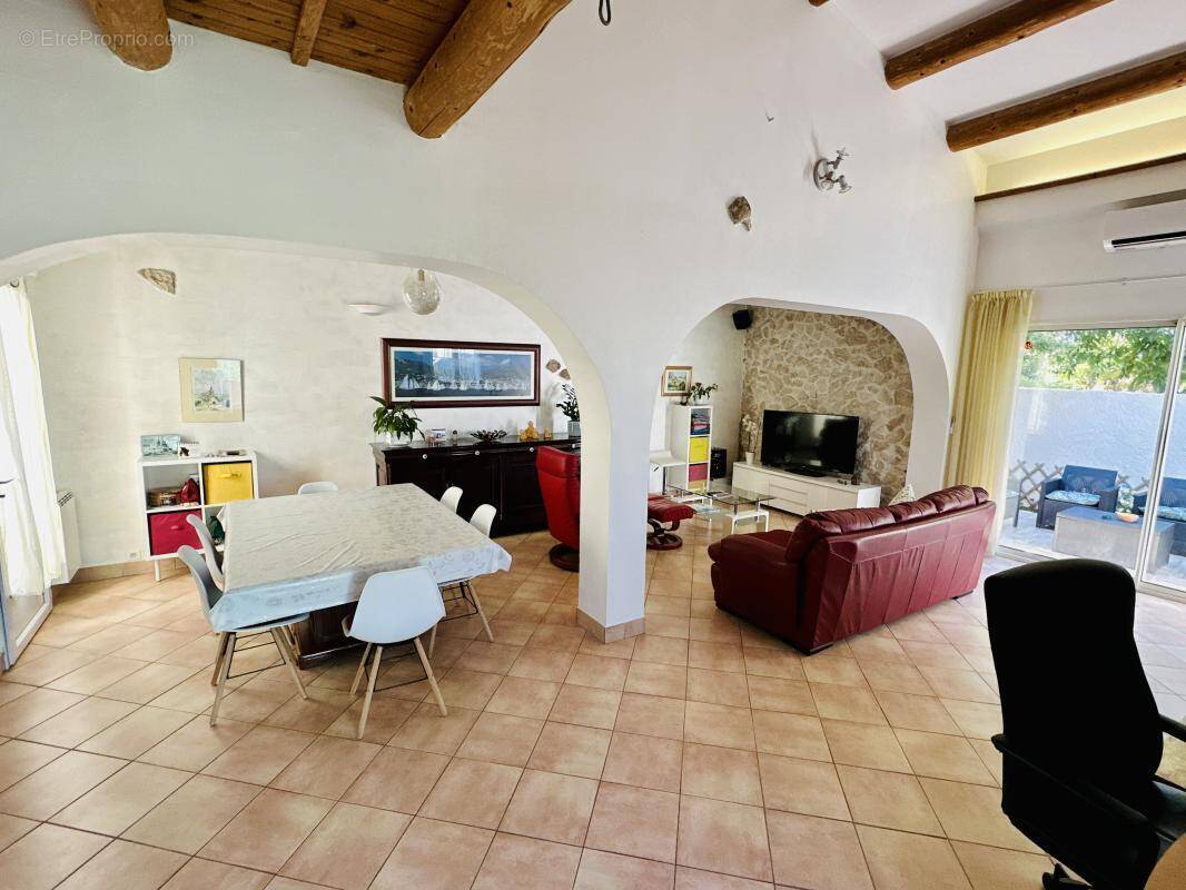 Maison à MARIGNANE
