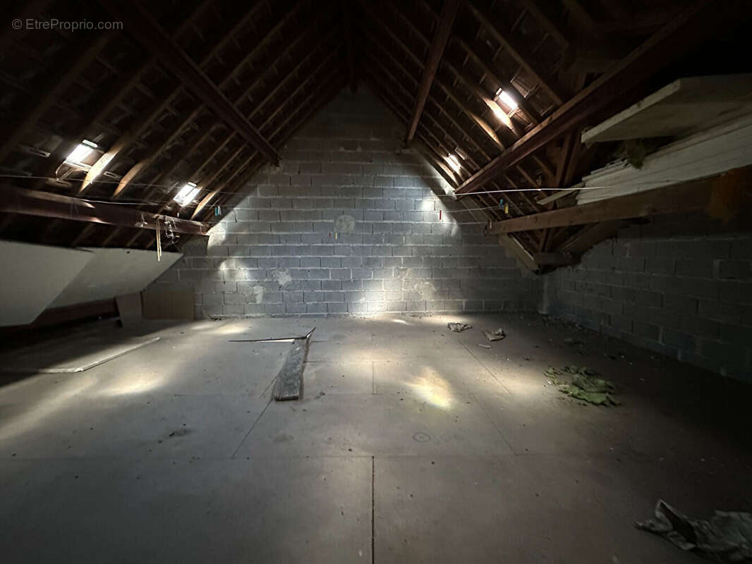 Maison à VILLEVENARD