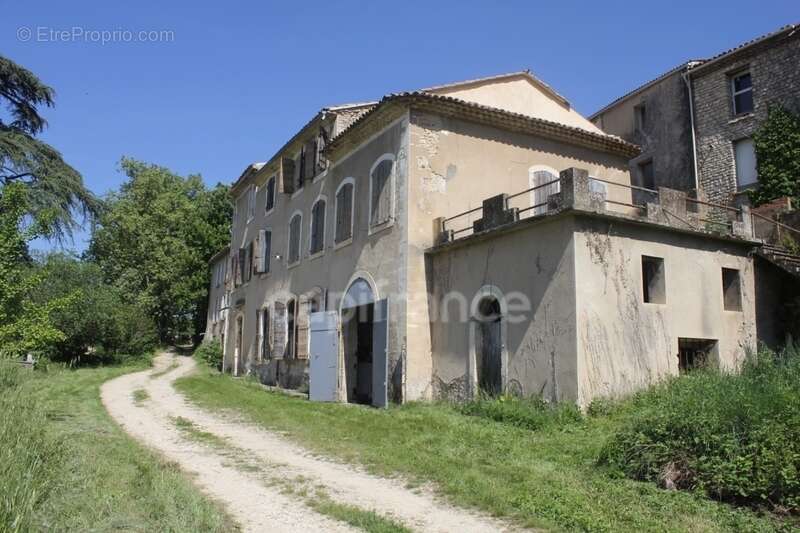 Dpt Vaucluse (84), à vendre SAIGNON Château Historique à Rénover - photo 13
