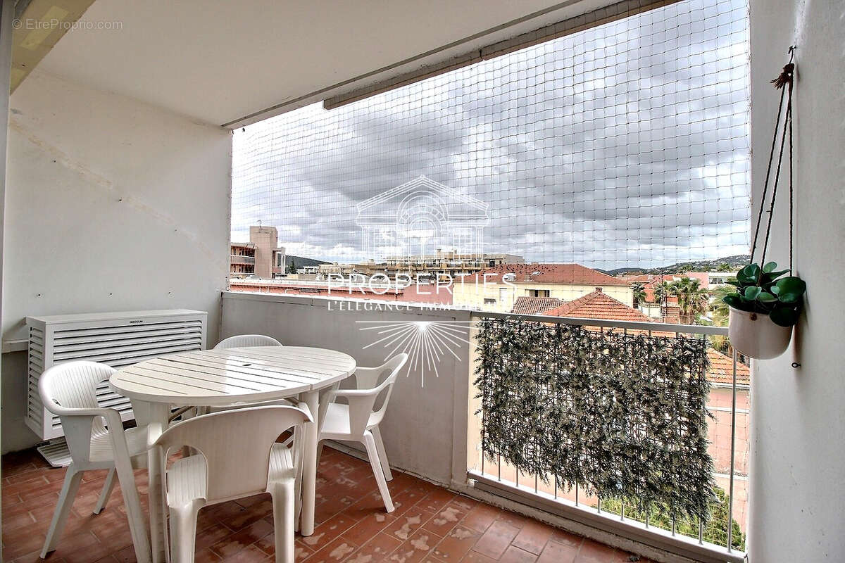 Appartement à LE LAVANDOU