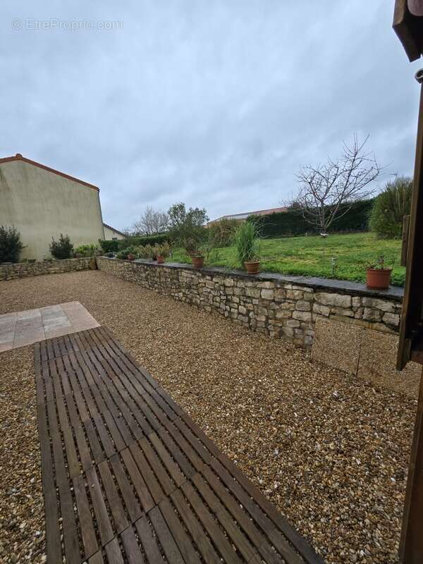 Maison à MAREUIL-SUR-LAY-DISSAIS