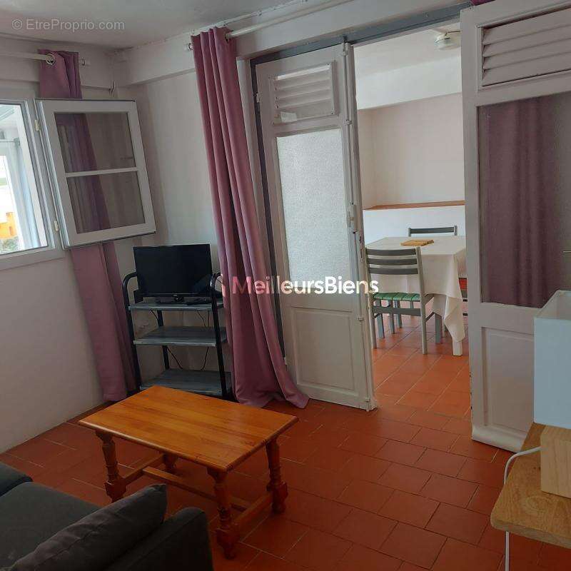 Maison à TERRE-DE-HAUT