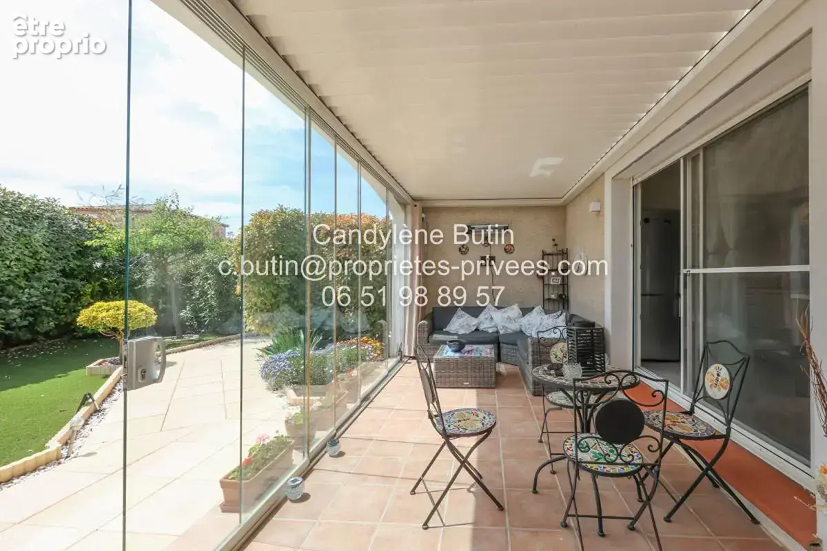 Élégante villa contemporaine de 140 m² aux prestations soignées avec vue sur les vignes - photo 9