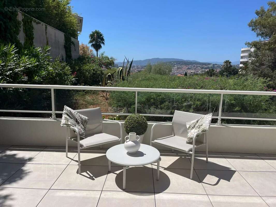 Appartement à CANNES