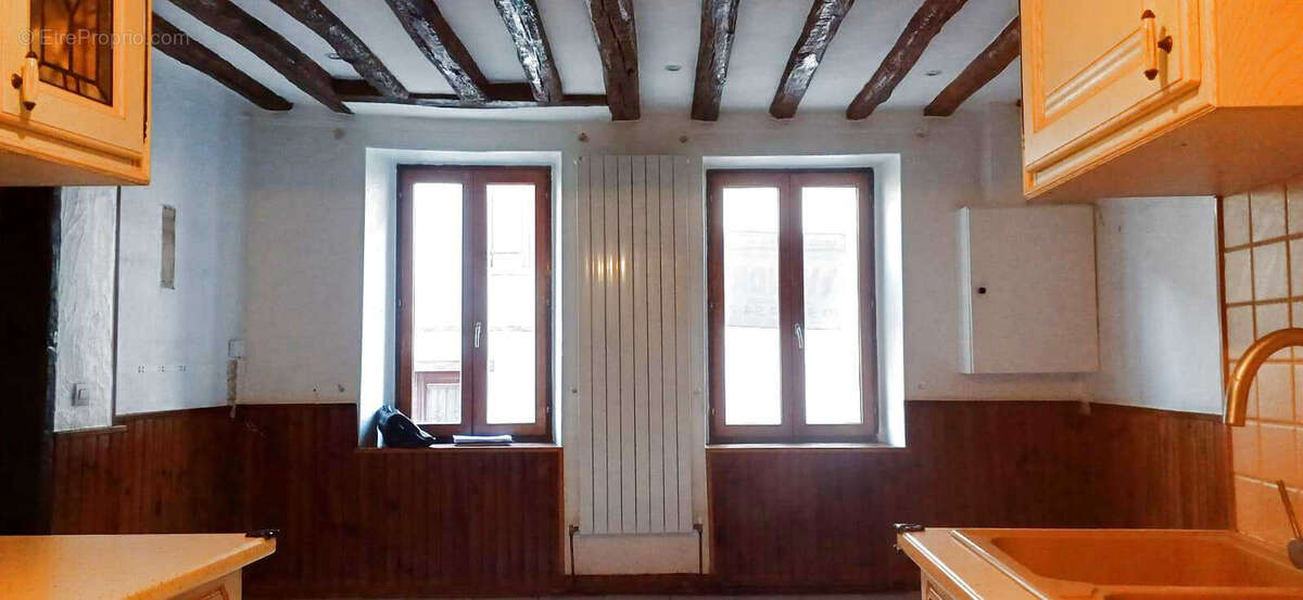 Maison à FOLLAINVILLE-DENNEMONT