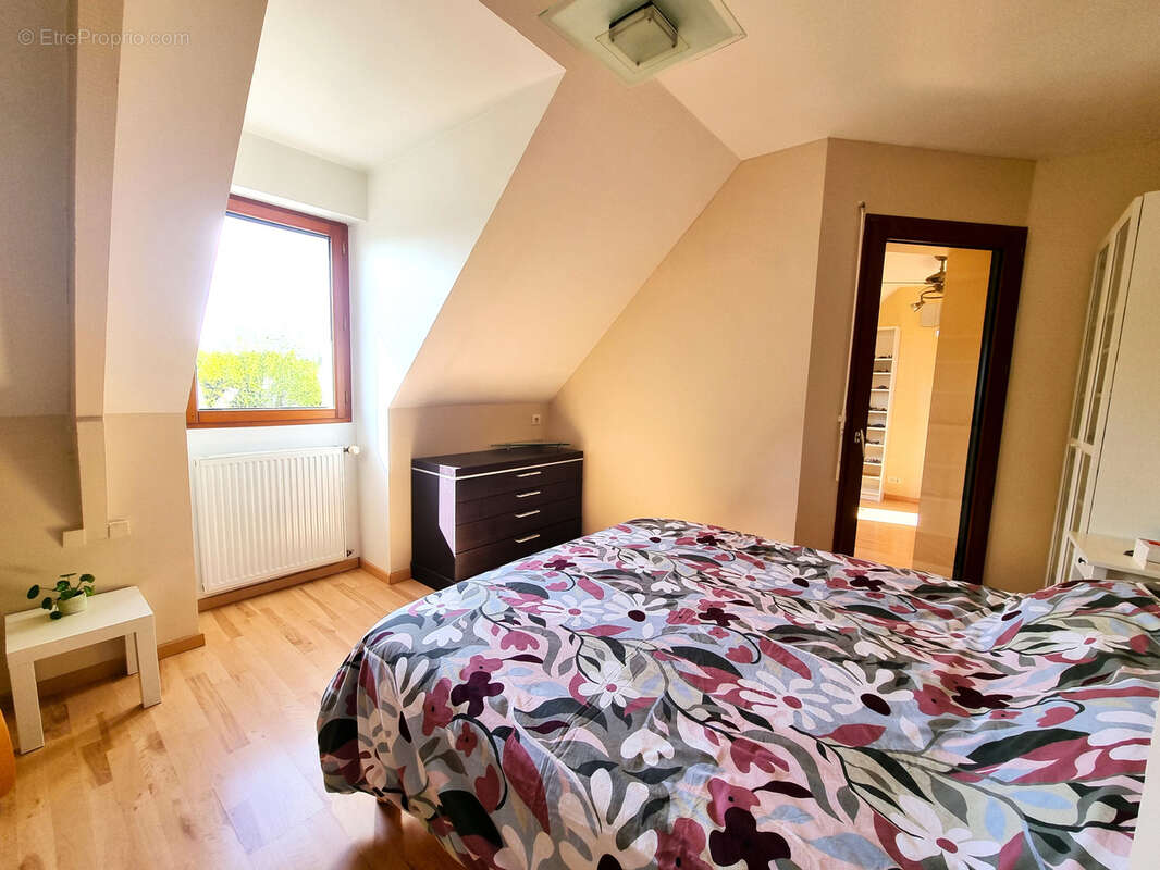 Maison à SAINT-ERBLON