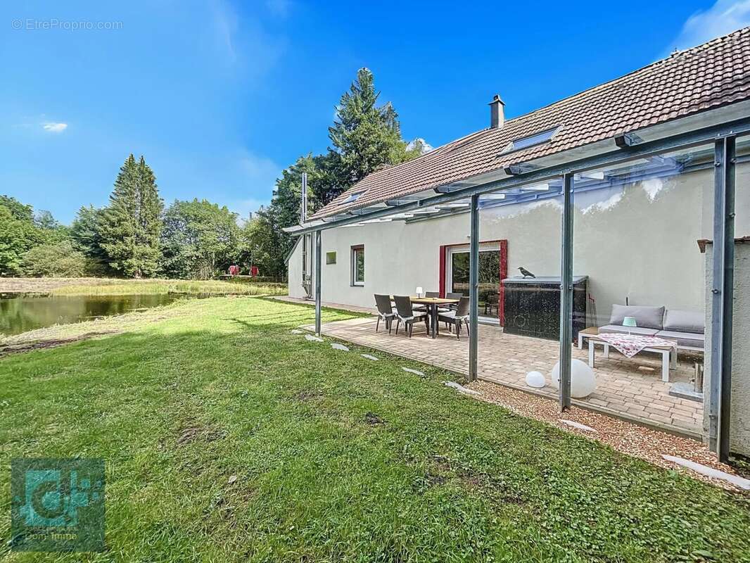 Maison à MOUX-EN-MORVAN