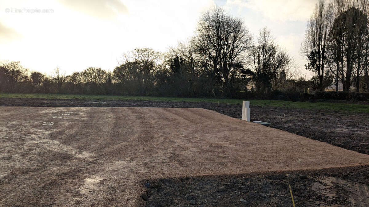 Terrain à FONTENAY-SUR-MER