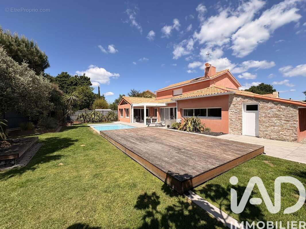 Maison 212 m² à La Baule-Escoublac  - photo 2