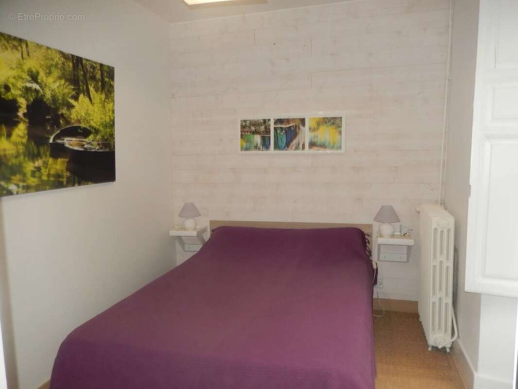 Appartement à EAUX-BONNES