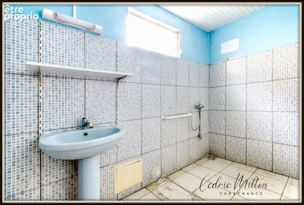 Maison 6 chambres au bourg du François - photo 8