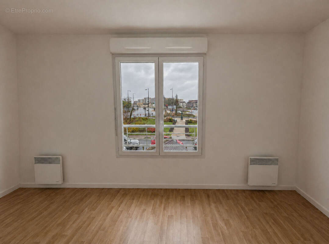 Appartement à CORBEIL-ESSONNES