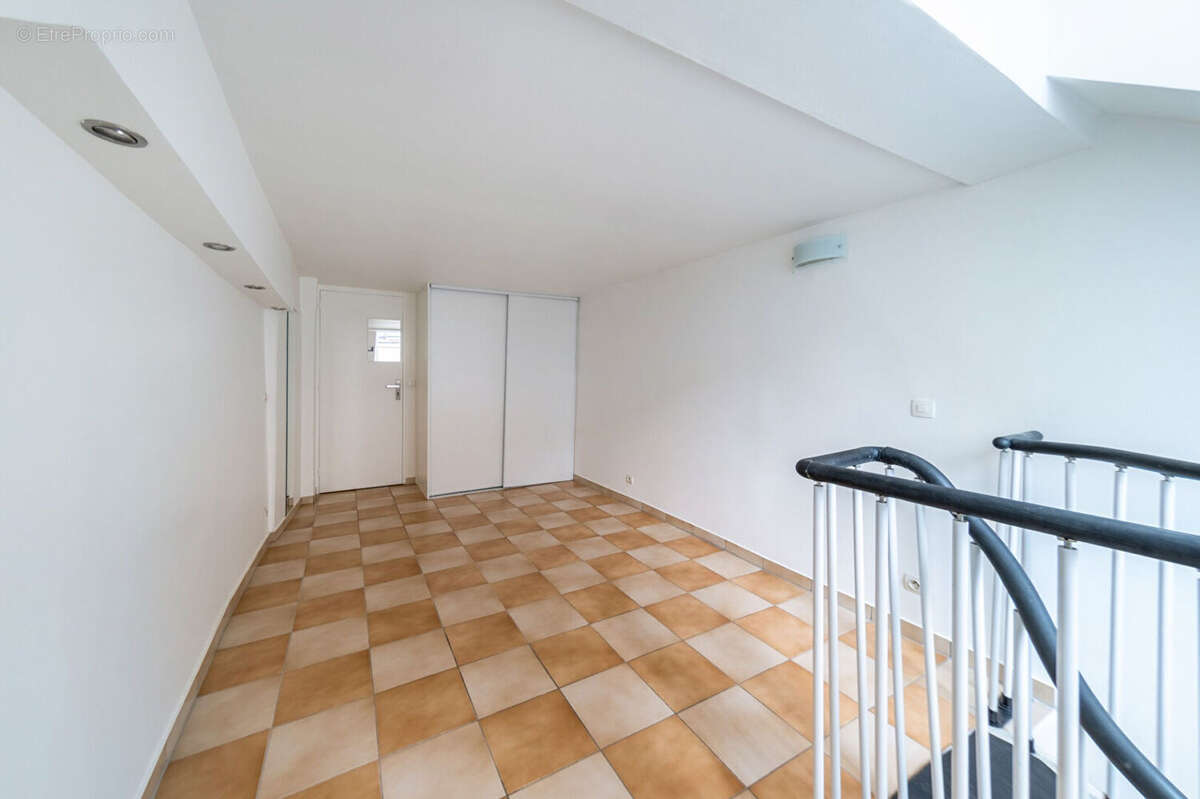 Appartement à PARIS-2E