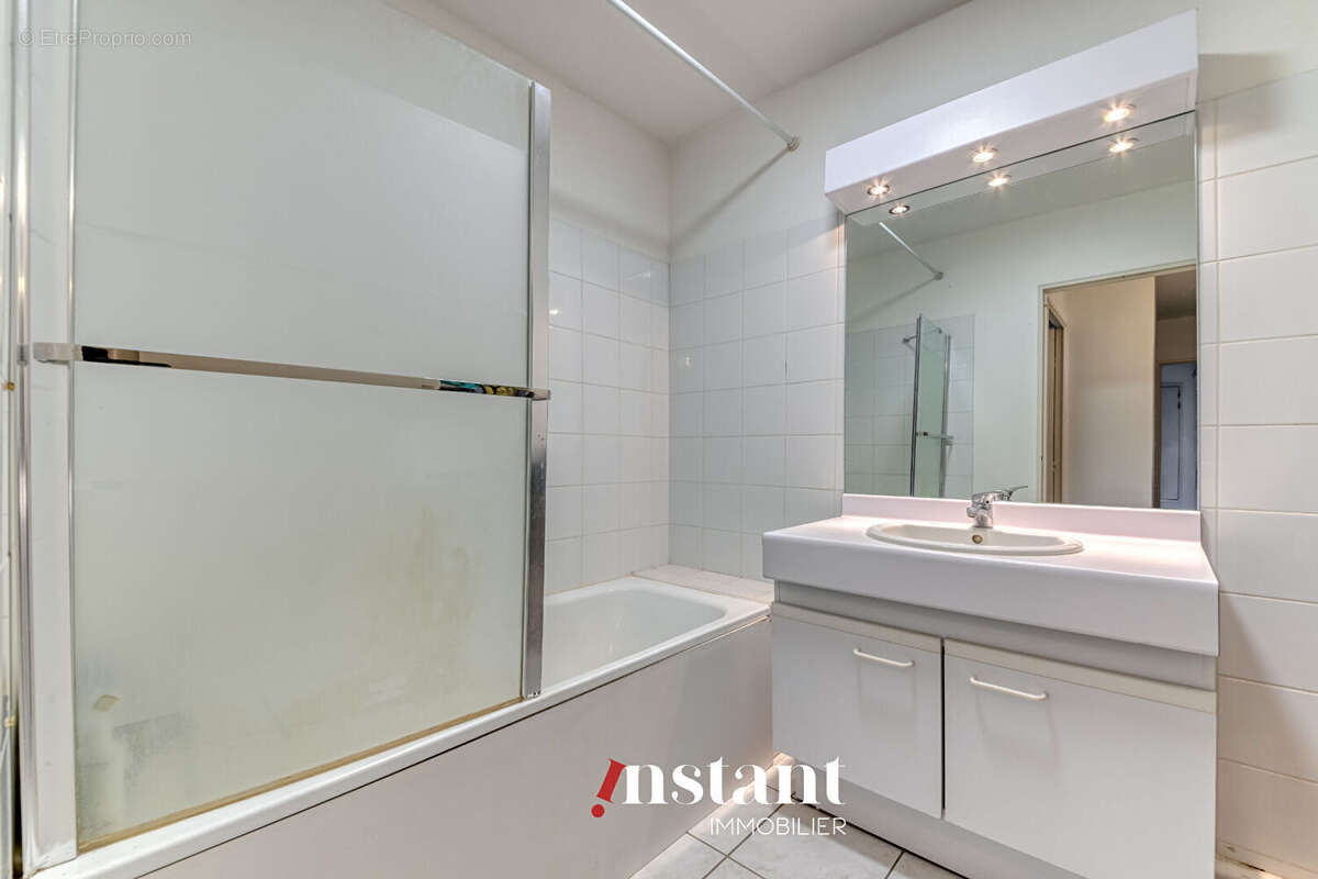 Appartement à LYON-9E