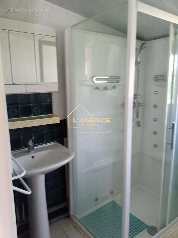 Maison 64 m² à Calonne-Sur-La-Lys  - photo 4