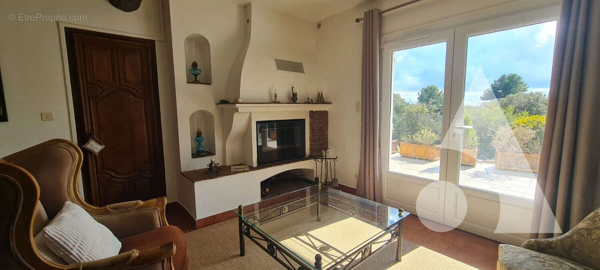 Maison à TOURTOUR