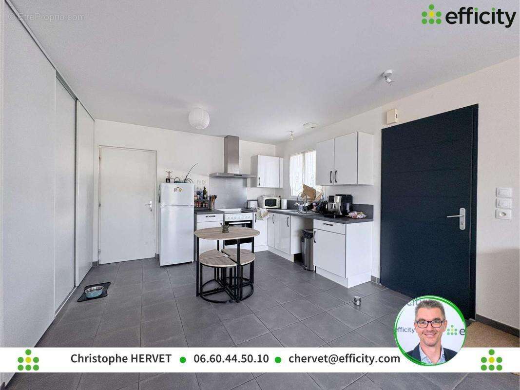 Maison à RUELLE-SUR-TOUVRE