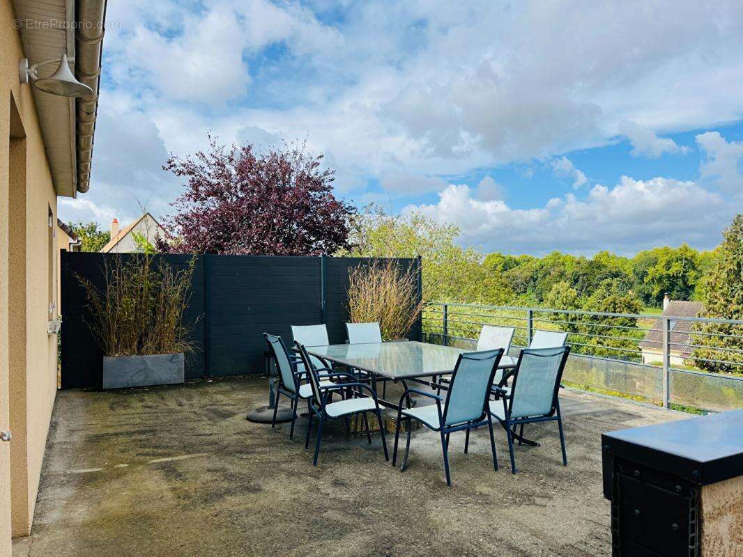 Maison à OUILLY-LE-TESSON