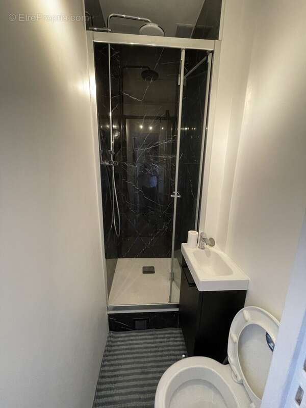 Appartement à PARIS-10E
