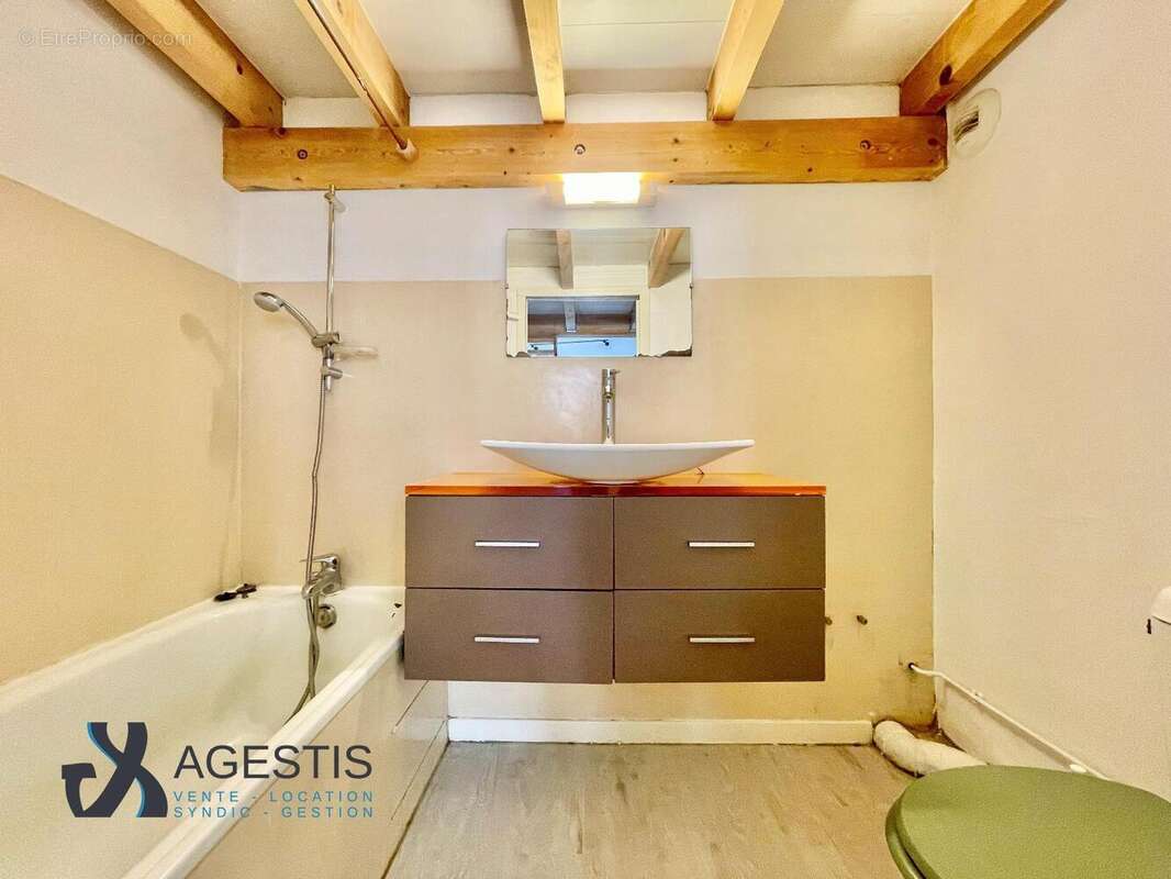  - Appartement à TOULOUSE
