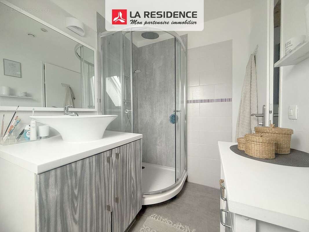 Maison à BONNIERES-SUR-SEINE