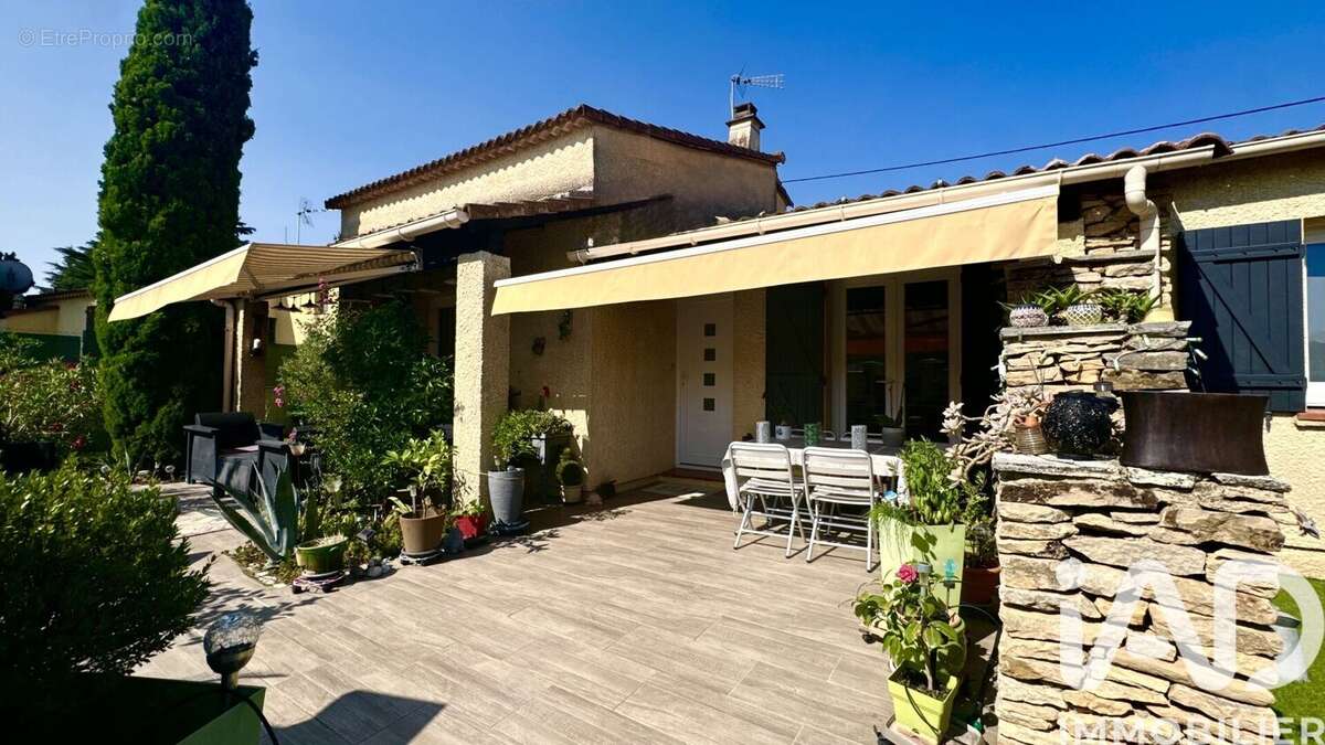 Maison 135 m² à Bagnols-Sur-Ceze  - photo 4