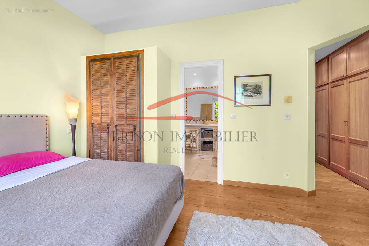 Maison à LA COLLE-SUR-LOUP