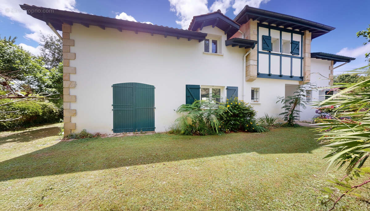 MENDIRA - Maison d'architecte à Arbonne avec vue montagnes - photo 2