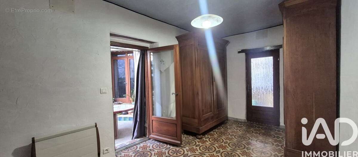 Maison 82 m² à Saint-Laurent-Le-Minier  - photo 7