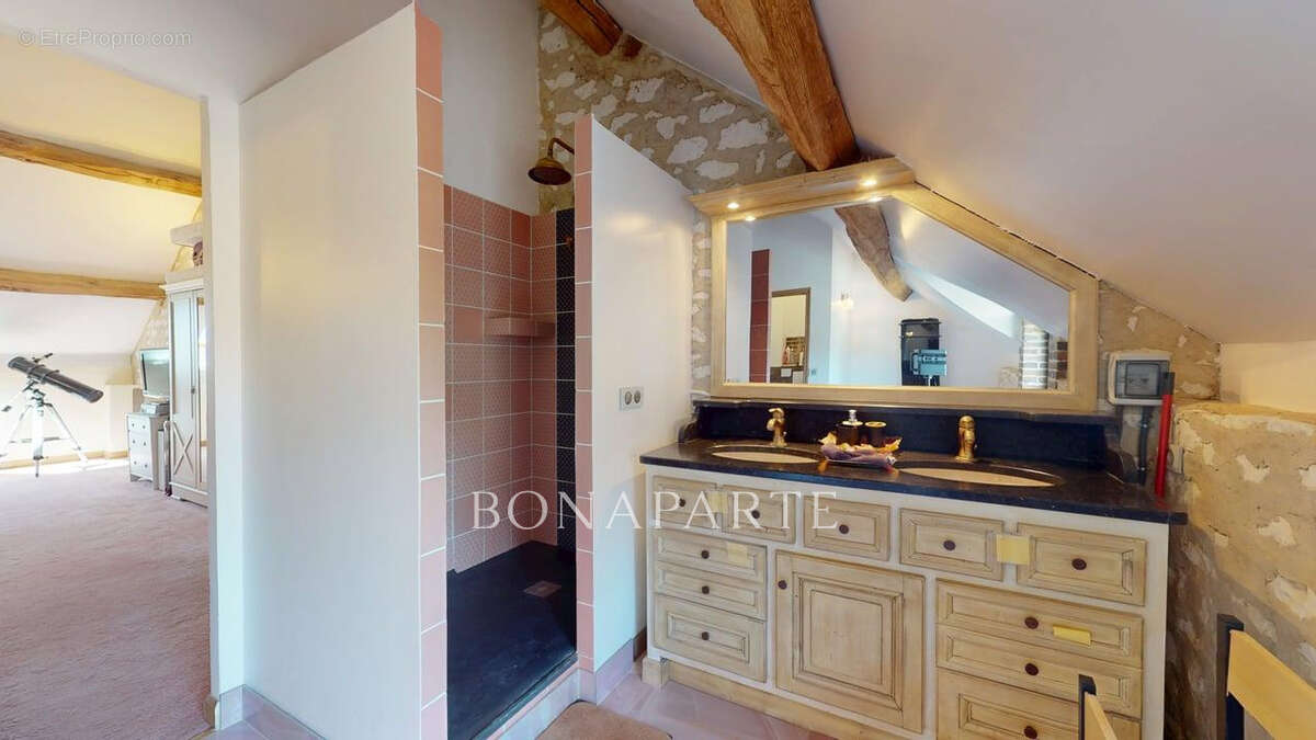 Maison à MIGENNES