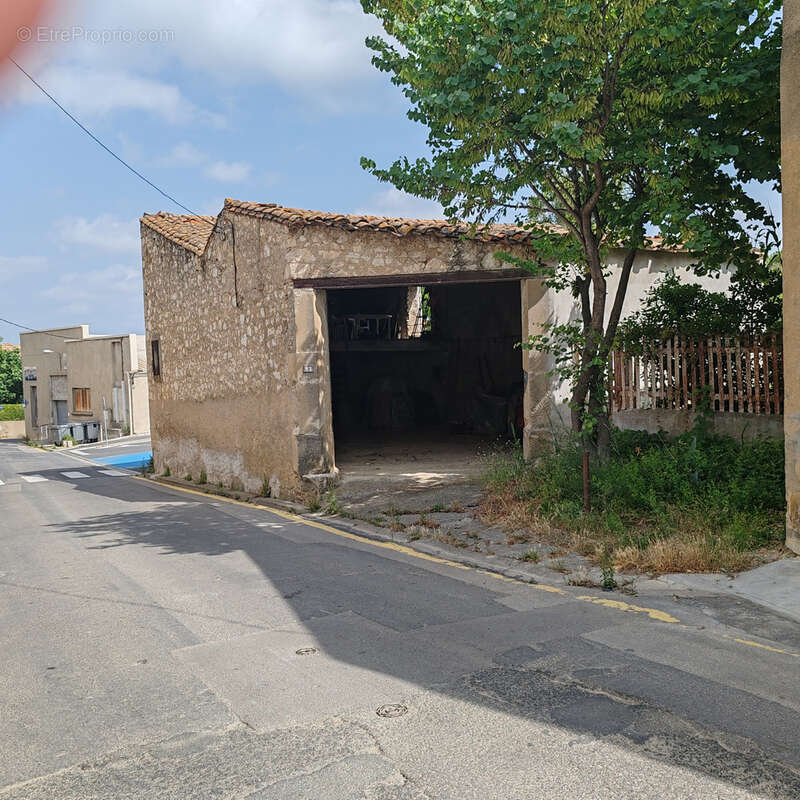 Terrain à SALLES-D&#039;AUDE