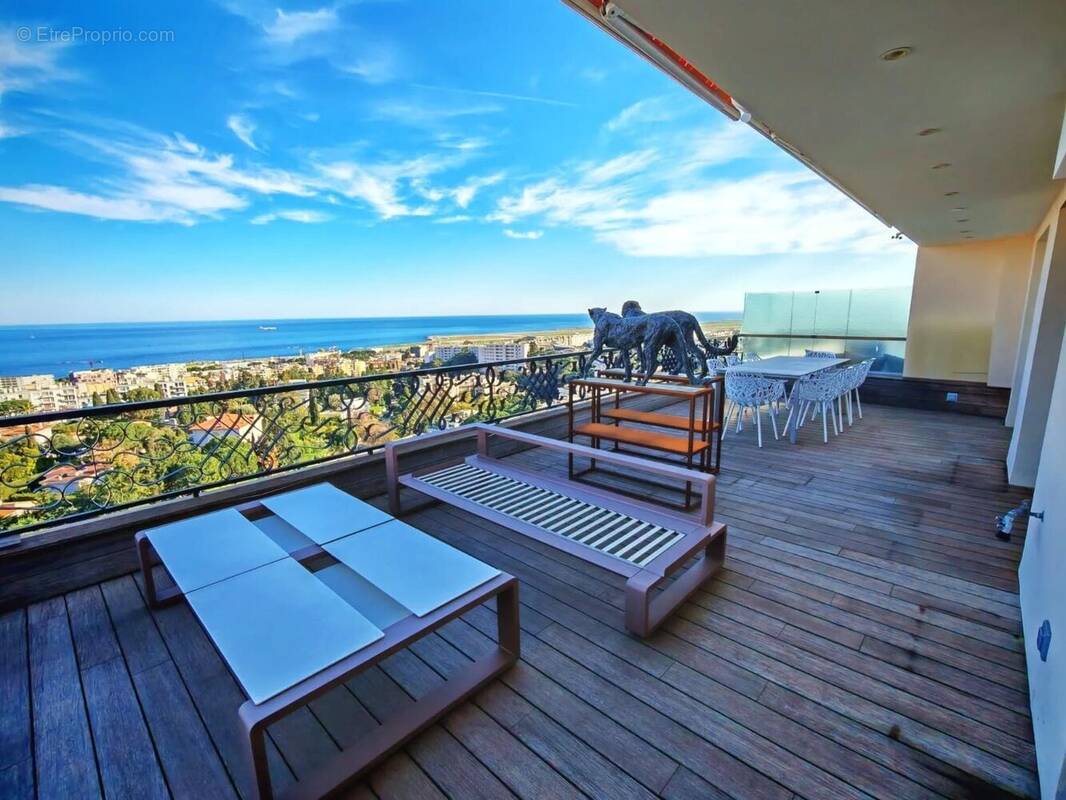 Appartement à NICE