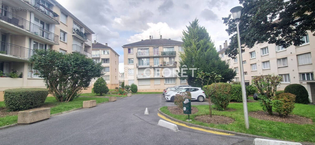 Photo Appartement à Gonesse au prix de 185 000€