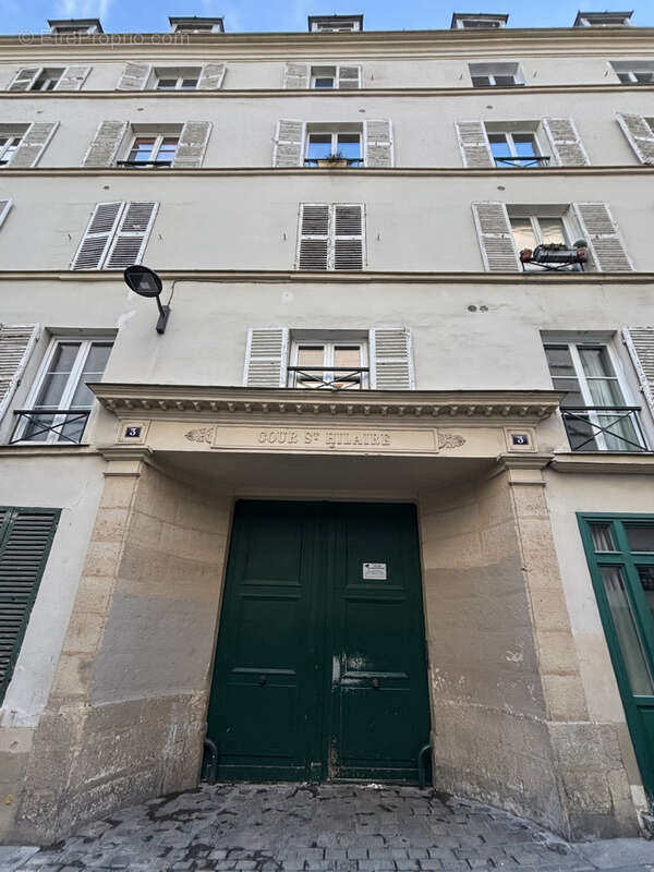 Appartement à PARIS-9E