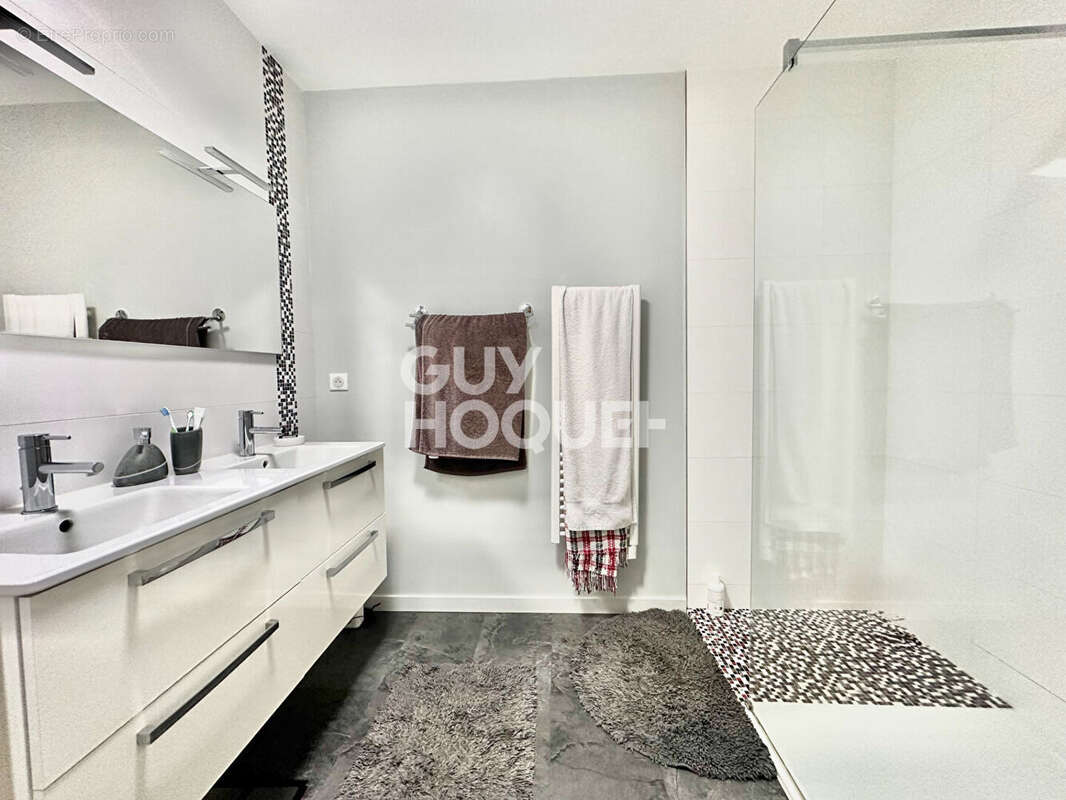 Maison à GUJAN-MESTRAS