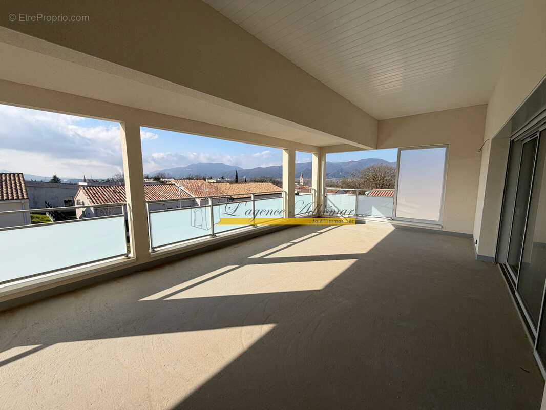 Appartement à SAULCE-SUR-RHONE
