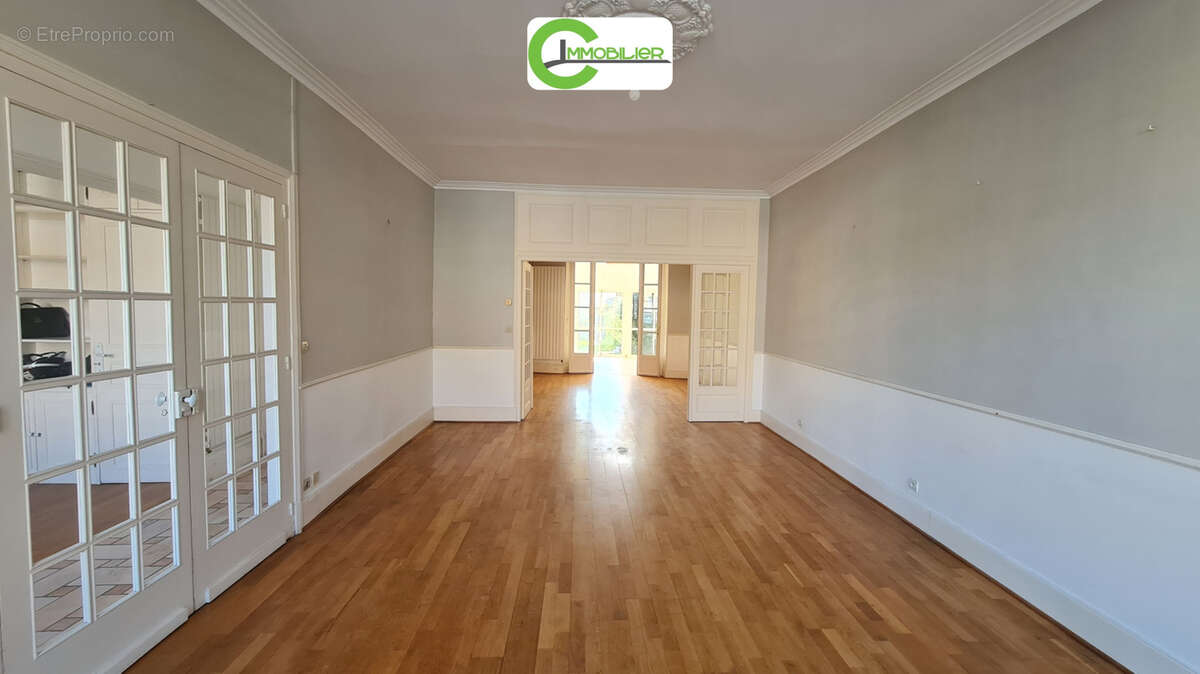 Maison à LA FERTE-BERNARD