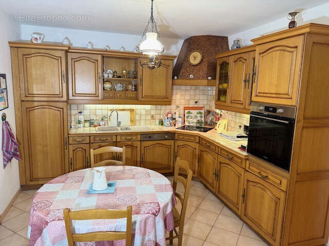 Maison à PERNES-LES-FONTAINES