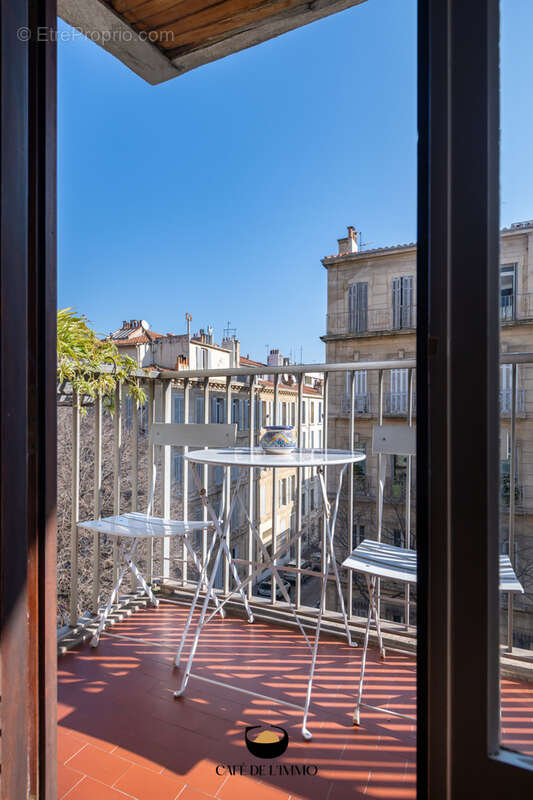 Appartement à MARSEILLE-6E
