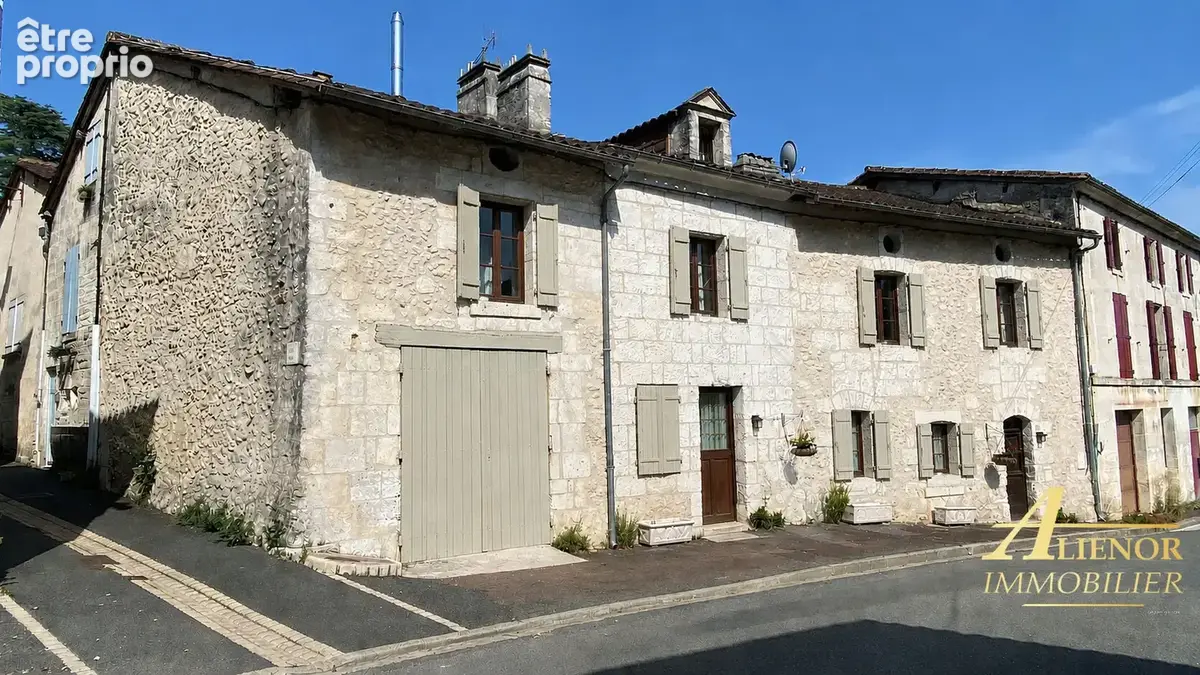 Maison à BOURDEILLES